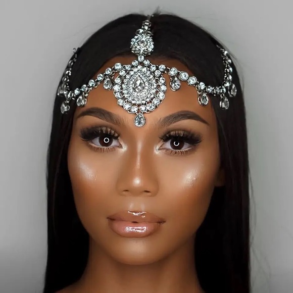 Indian Boho Luxury Crystal Hair Chain - Picture 2 of 6